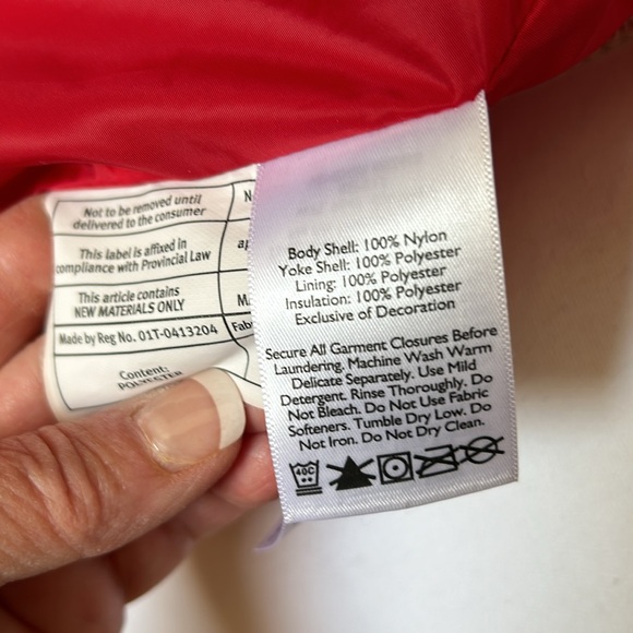 Eddie Bauer women’s down-look vest. Red w/buffalo plaid yoke. Size Large. - Picture 8 of 8